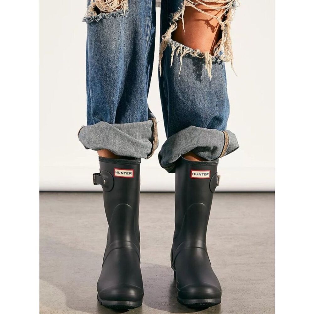 Hunter Original W23700 Gloss Short Rainboots Black Buckle Detail Women's Size 5